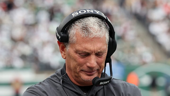 Cleveland Browns defensive coordinator Jim Schwartz Cleveland Browns defensive coordinator Jim Schwartz