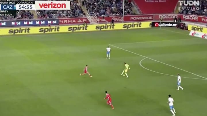 Kevin Mier (middle) doing a step-over to get away from the pressure. Kevin Mier (middle) doing a step-over to get away from the pressure.