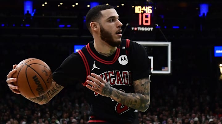 Jan 29, 2025; Boston, Massachusetts, USA; Chicago Bulls guard Lonzo Ball (2) controls the ball while Boston Celtics guard Derrick White (9) defends during the second half at TD Garden. Mandatory Credit: Bob DeChiara-Imagn Images Jan 29, 2025; Boston, Massachusetts, USA; Chicago Bulls guard Lonzo Ball (2) controls the ball while Boston Celtics guard Derrick White (9) defends during the second half at TD Garden. Mandatory Credit: Bob DeChiara-Imagn Images