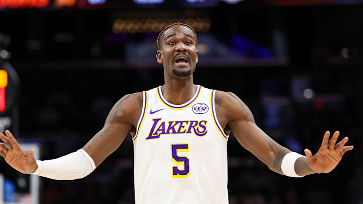 Los Angeles Lakers, Deandre Ayton