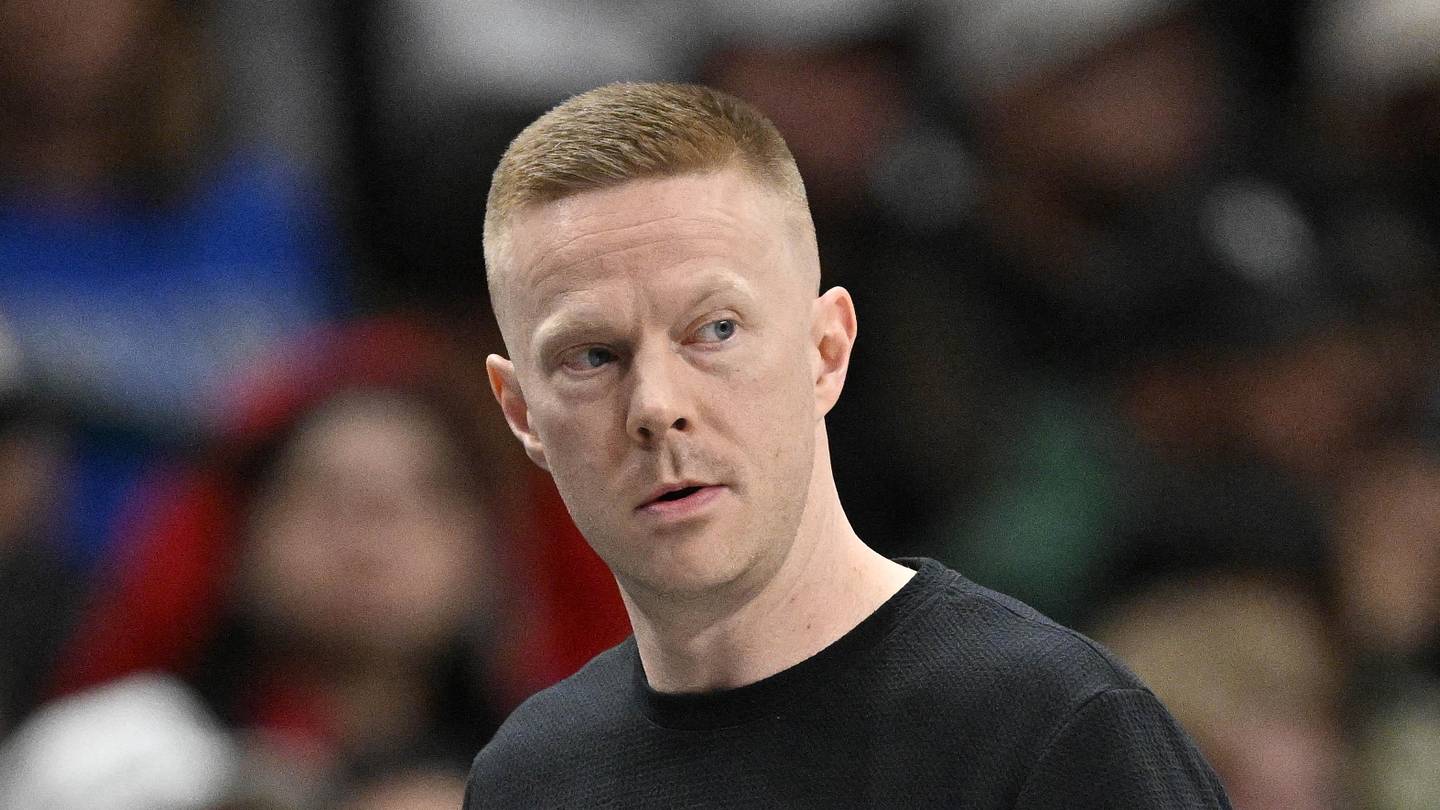 Magic Hire Spurs' Sean Sweeney as Head Coach