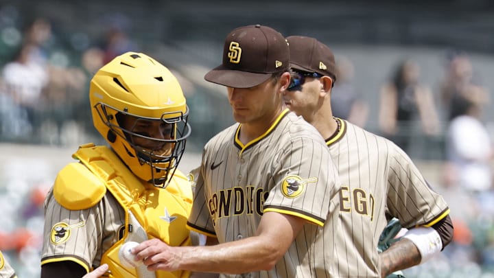 San Diego Padres manager Mike Shildt (8) take the ball to relieve starting pitcher Kyle Hart (68) in the fifth inning against the Detroit Tigers at Comerica Park on April 23.