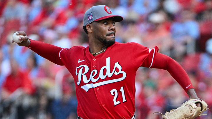 Cincinnati Reds starting pitcher Hunter Greene (21) throws