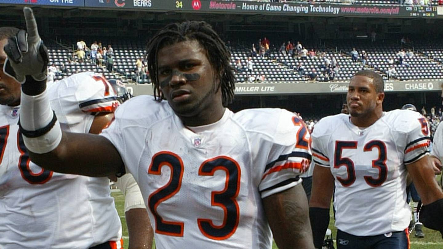 When Was the Last Time the Chicago Bears Have Been Favored at Lambeau Field?