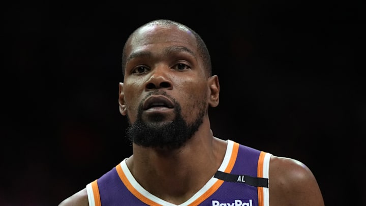 Mar 26, 2025; Phoenix, Arizona, USA; Phoenix Suns forward Kevin Durant (35) looks on against the Boston Celtics during the second half at Footprint Center. Mandatory Credit: Rick Scuteri-Imagn Images Mar 26, 2025; Phoenix, Arizona, USA; Phoenix Suns forward Kevin Durant (35) looks on against the Boston Celtics during the second half at Footprint Center. Mandatory Credit: Rick Scuteri-Imagn Images