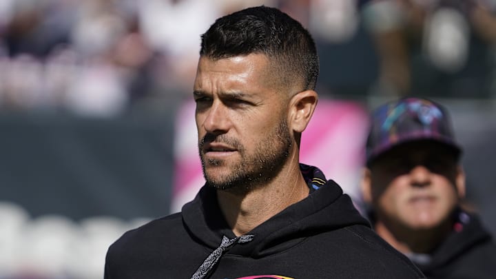 Oct 6, 2024; Chicago, Illinois, USA; Carolina Panthers head coach Dave Canales takes the field against the Chicago Bears at Soldier Field. Mandatory Credit: David Banks-Imagn Images Oct 6, 2024; Chicago, Illinois, USA; Carolina Panthers head coach Dave Canales takes the field against the Chicago Bears at Soldier Field. Mandatory Credit: David Banks-Imagn Images