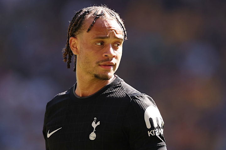 ซาวี ไซมอนส์