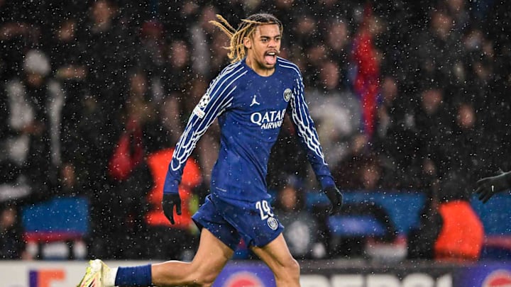 Bradley Barcola - Paris Saint-Germain