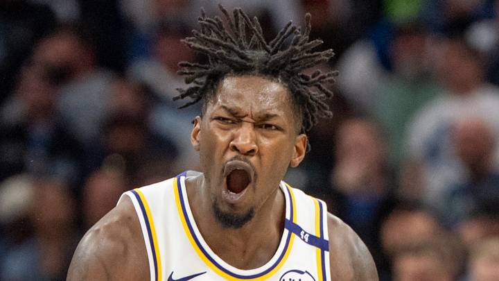 Los Angeles Lakers forward Dorian Finney-Smith (17) against the Minnesota Timberwolves at Target Center on April 27, 2025. Los Angeles Lakers forward Dorian Finney-Smith (17) against the Minnesota Timberwolves at Target Center on April 27, 2025.