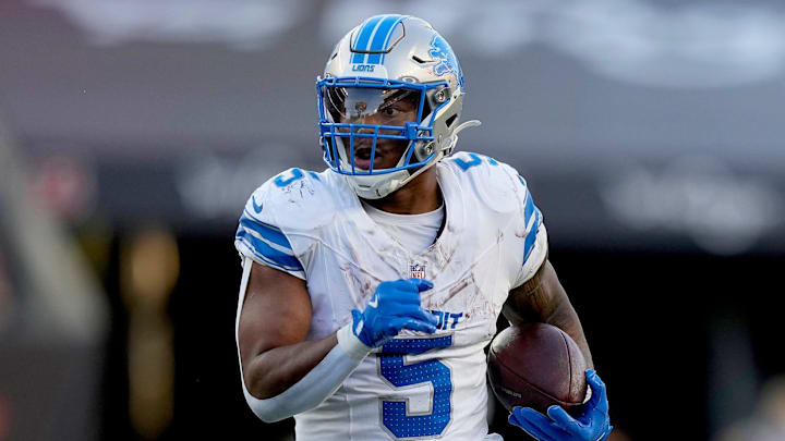 Detroit Lions running back David Montgomery (5) runs toward the end zone in the 3rd quarter over the Cincinnati Bengals at Paycor Stadium on October 5, 2025. Detroit Lions running back David Montgomery (5) runs toward the end zone in the 3rd quarter over the Cincinnati Bengals at Paycor Stadium on October 5, 2025.
