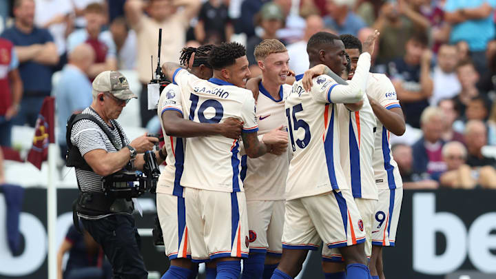 Equipe ganhou sem percalços neste sábado