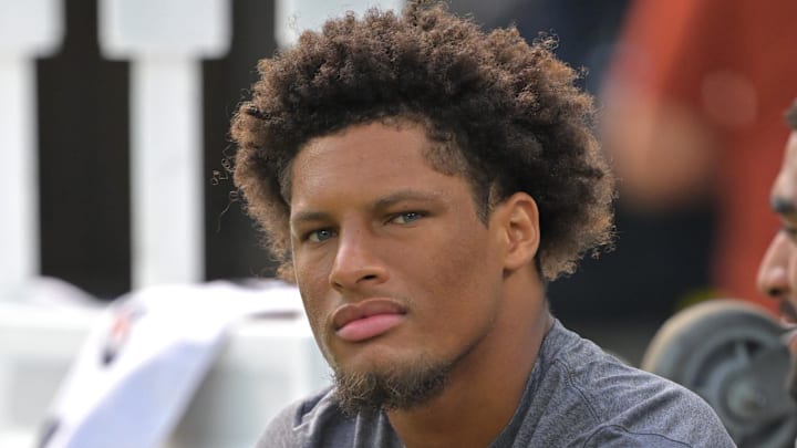 Los Angeles Chargers tight end Oronde Gadsden II Los Angeles Chargers tight end Oronde Gadsden II