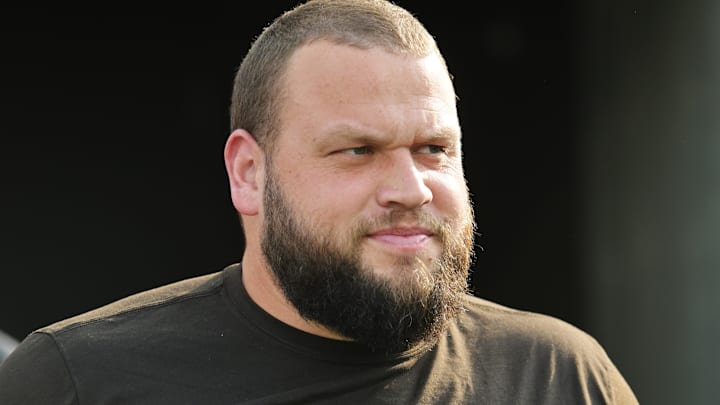 Cleveland Browns guard Joel Bitonio