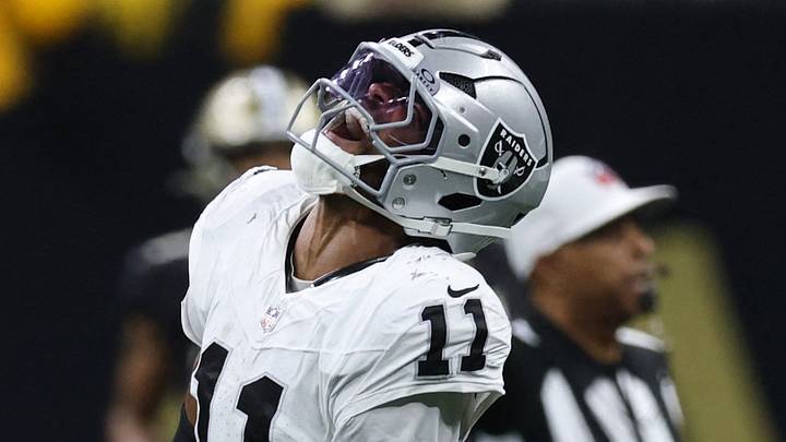Sep 27, 2026; New Orleans, Louisiana, USA; Las Vegas Raiders safety Jeremy Chinn (11) reacts after a defensive stop in the fourth quarter against the New Orleans Saints at Caesars Superdome. Mandatory Credit: Stephen Lew-Imagn Images Sep 27, 2026; New Orleans, Louisiana, USA; Las Vegas Raiders safety Jeremy Chinn (11) reacts after a defensive stop in the fourth quarter against the New Orleans Saints at Caesars Superdome. Mandatory Credit: Stephen Lew-Imagn Images