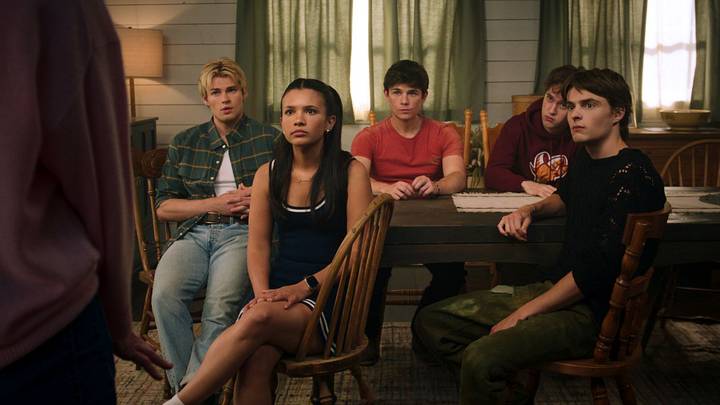 My Life with the Walter Boys. (L to R) Noah LaLonde as Cole Walter, Nikki Rodriguez as Jackie Howard, Ashby Gentry as Alex Walter, Connor Stanhope as Danny Walter, Corey Fogelmanis as Nathan Walter in episode 303 of My Life with the Walter Boys. Cr. Courtesy of Netflix © 2026 My Life with the Walter Boys. (L to R) Noah LaLonde as Cole Walter, Nikki Rodriguez as Jackie Howard, Ashby Gentry as Alex Walter, Connor Stanhope as Danny Walter, Corey Fogelmanis as Nathan Walter in episode 303 of My Life with the Walter Boys. Cr. Courtesy of Netflix © 2026