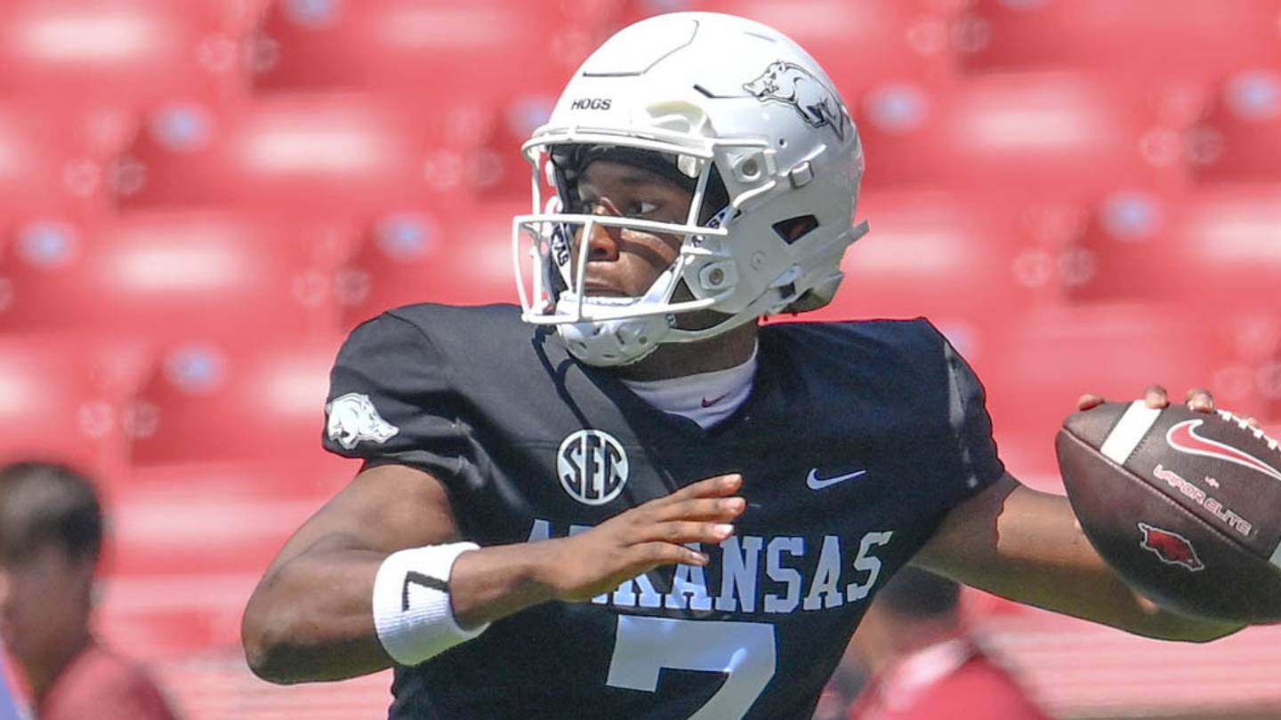 Jackson Has Taken Control of Razorbacks’ QB Battle Whether It’s Named or Not
