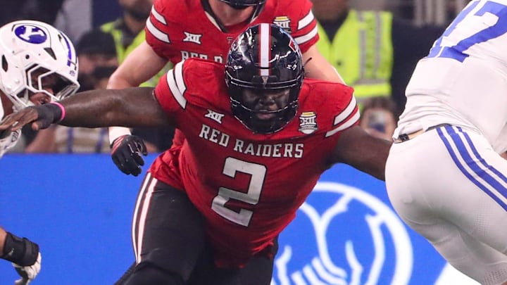 Lee Hunter would be an asset for Green Bay