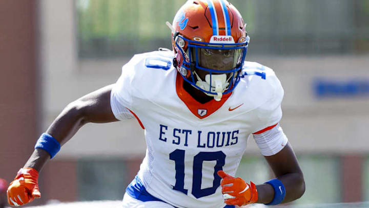 The East St. Louis Flyers capped a brilliant season with a 48-28 win over Geneva in the Class 6A Illinois high school football state championship game and finished No. 1 in our Final Top 25 Illinois High School Football Rankings of the 2024 season.