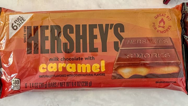 Hershey's Milk Chocolate with Caramel Bar