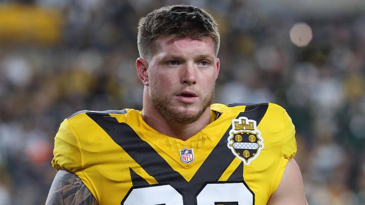Pittsburgh Steelers linebacker Jack Sawyer Pittsburgh Steelers linebacker Jack Sawyer