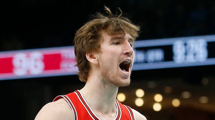 Chicago Bulls forward Matas Buzelis (14) reacts during the fourth quarter against the Memphis Grizzlies at FedExForum on Mar 28, 2026.
