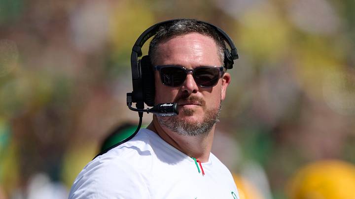 Sep 5, 2026; Eugene, Oregon, USA; Oregon Ducks coach Dan Lanning asks for a video review against the Boise State Broncos at Autzen Stadium Sep 5, 2026; Eugene, Oregon, USA; Oregon Ducks coach Dan Lanning asks for a video review against the Boise State Broncos at Autzen Stadium