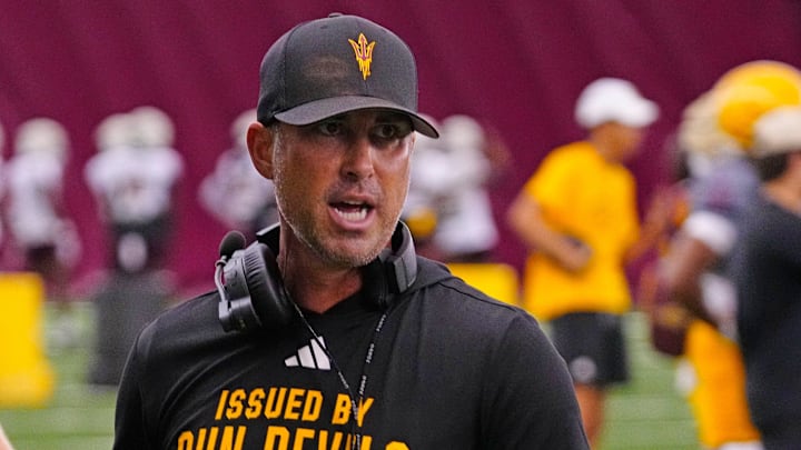 Arizona State tight end coach Jason Mohns talks to the tight ends during a practice at the Verde Dickey Dome in Tempe on Aug. 19, 2025. Arizona State tight end coach Jason Mohns talks to the tight ends during a practice at the Verde Dickey Dome in Tempe on Aug. 19, 2025.