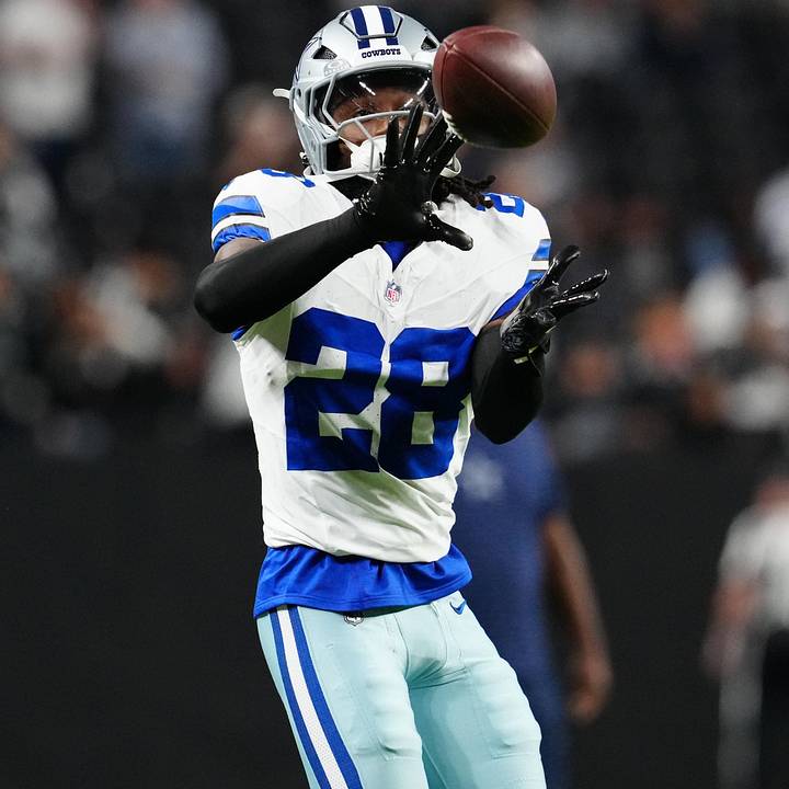 Dallas Cowboys safety Malik Hooker warms up prior to a game against the Las Vegas Raiders at Allegiant Stadium.