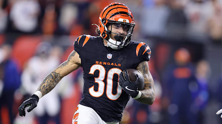 Cincinnati Bengals running back Chase Brown is a must-draft in fantasy football. 