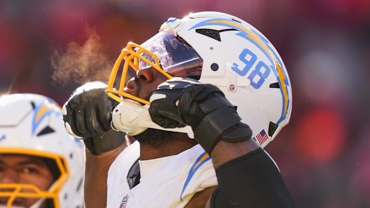 Washington Commanders edge rusher Odafe Oweh Washington Commanders edge rusher Odafe Oweh