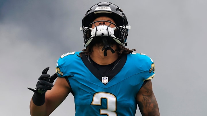 Jacksonville Jaguars wide receiver Jakobi Meyers (3) runs on the field before an NFL football matchup at EverBank Stadium, Sunday, Jan. 4, 2026, in Jacksonville, Fla. The Jaguars defeated the Titans 41-7, capturing the AFC South title. [Corey Perrine/Florida Times-Union]