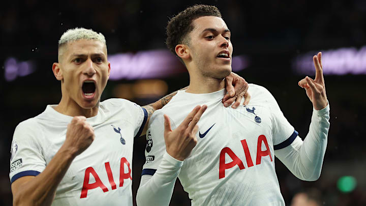 Tottenham Hotspur v Brighton & Hove Albion - Premier League