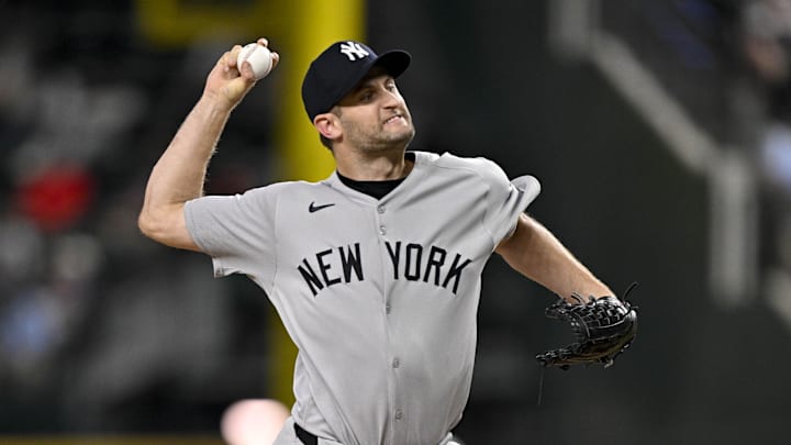 Aug 4, 2025; Arlington, Texas, USA; New York Yankees relief pitcher Jake Bird (59) pitches against the Texas Rangers during the tenth inning at Globe Life Field. Mandatory Credit: Jerome Miron-Imagn Images Aug 4, 2025; Arlington, Texas, USA; New York Yankees relief pitcher Jake Bird (59) pitches against the Texas Rangers during the tenth inning at Globe Life Field. Mandatory Credit: Jerome Miron-Imagn Images