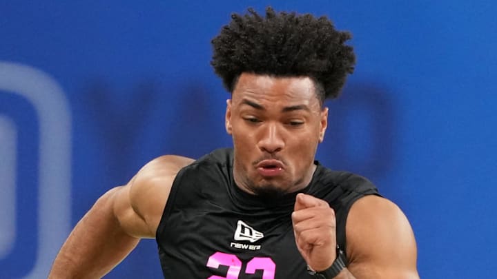 Feb 27, 2026; Indianapolis, IN, USA; Oregon tight end Kenyon Sadiq (TE23) during the NFL Scouting Combine at Lucas Oil Stadium. Mandatory Credit: Kirby Lee-Imagn Images