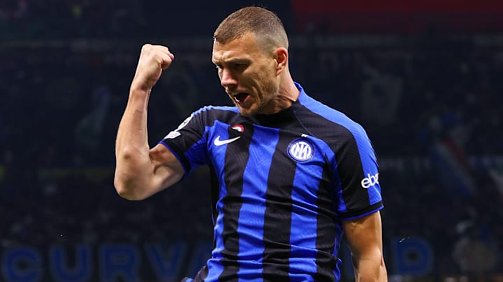 Dzeko lance idéalement les siens