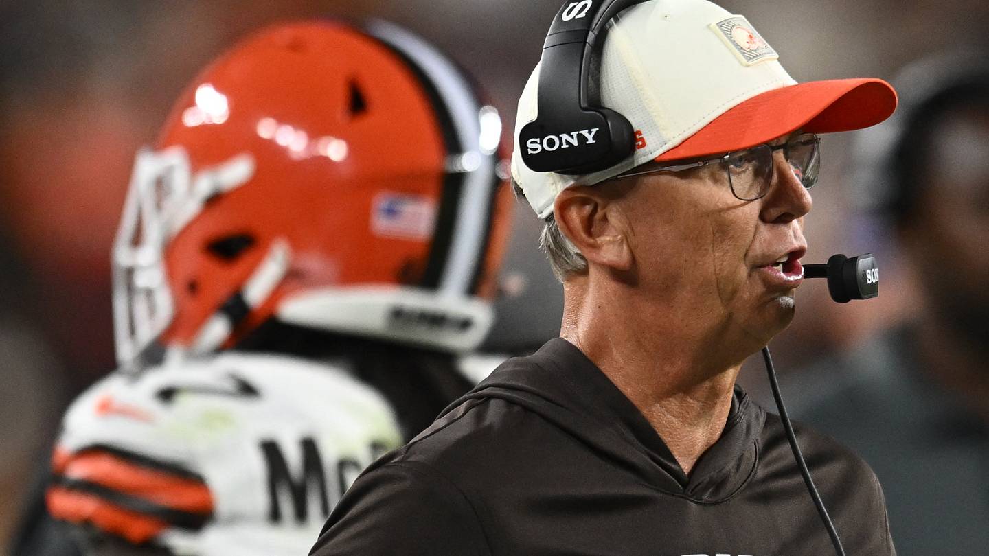 Todd Monken Takes Unconventional Path to Naming Browns Team Captains