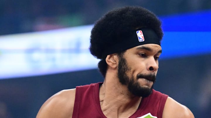 Cleveland Cavaliers center Jarrett Allen drives to the basket against Utah Jazz center Jusuf Nurkic.