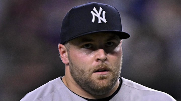 New York Yankees relief pitcher David Bednar (53) in action during the game between the Texas Rangers and the New York Yankees at Globe Life Field on Aug 4. 