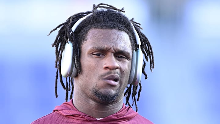 Sep 28, 2024; Dallas, Texas, USA; Florida State Seminoles defensive back Edwin Joseph (33) before the game between the Southern Methodist Mustangs and the Florida State Seminoles at Gerald J. Ford Stadium. Mandatory Credit: Jerome Miron-Imagn Images Sep 28, 2024; Dallas, Texas, USA; Florida State Seminoles defensive back Edwin Joseph (33) before the game between the Southern Methodist Mustangs and the Florida State Seminoles at Gerald J. Ford Stadium. Mandatory Credit: Jerome Miron-Imagn Images