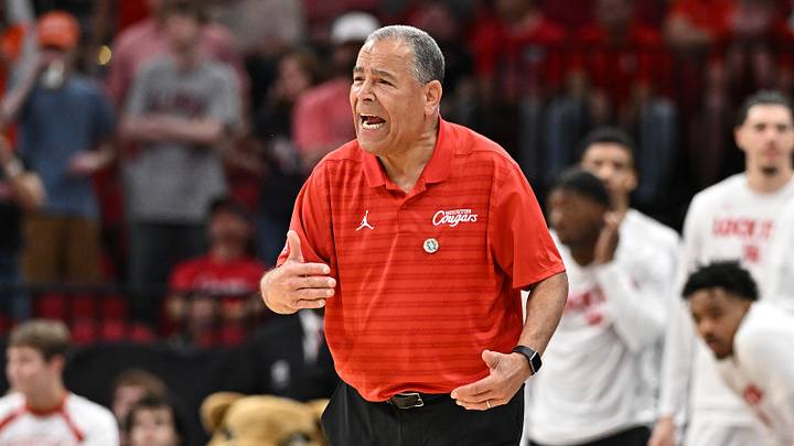Mar 26, 2026; Houston, TX, USA;Houston Cougars head coach Kelvin Sampson reacts against the Illinois Fighting Illini in the second half during a Sweet Sixteen game of the South Regional of the men's 2026 NCAA Tournament at Toyota Center. Mandatory Credit: Maria Lysaker-Imagn Images Mar 26, 2026; Houston, TX, USA;Houston Cougars head coach Kelvin Sampson reacts against the Illinois Fighting Illini in the second half during a Sweet Sixteen game of the South Regional of the men's 2026 NCAA Tournament at Toyota Center. Mandatory Credit: Maria Lysaker-Imagn Images