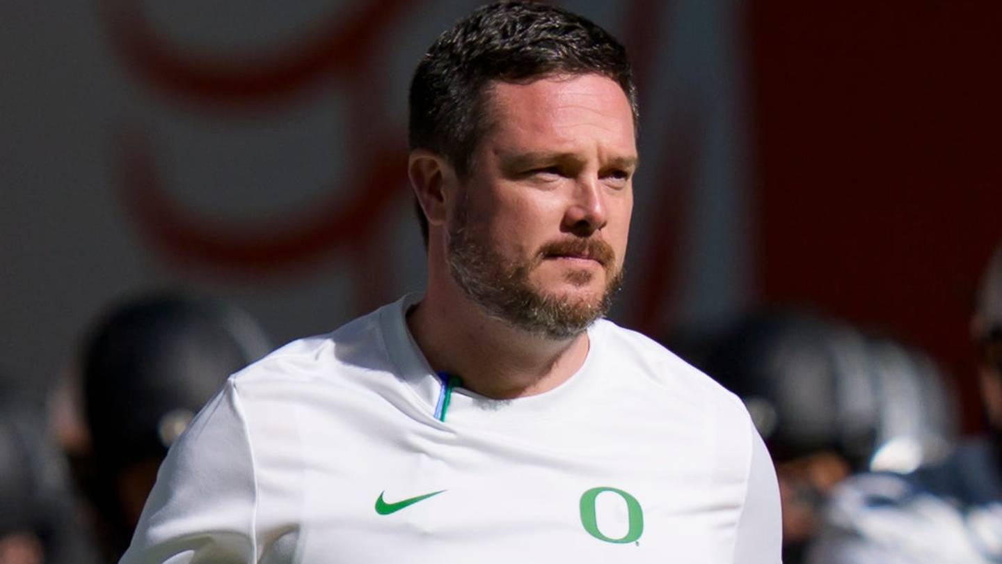 Oregon Ducks Pushing to Land No. 2 Overall Recruit in the Nation