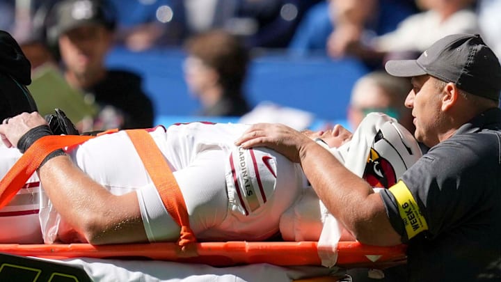 Oct 12, 2025; Indianapolis, Indiana, USA; Arizona Cardinals tight end Travis Vokolek (81) leaves the field after injury during a game against the Indianapolis Colts at Lucas Oil Stadium. Mandatory Credit: Christine Tannous-USA TODAY Network via Imagn Images Oct 12, 2025; Indianapolis, Indiana, USA; Arizona Cardinals tight end Travis Vokolek (81) leaves the field after injury during a game against the Indianapolis Colts at Lucas Oil Stadium. Mandatory Credit: Christine Tannous-USA TODAY Network via Imagn Images