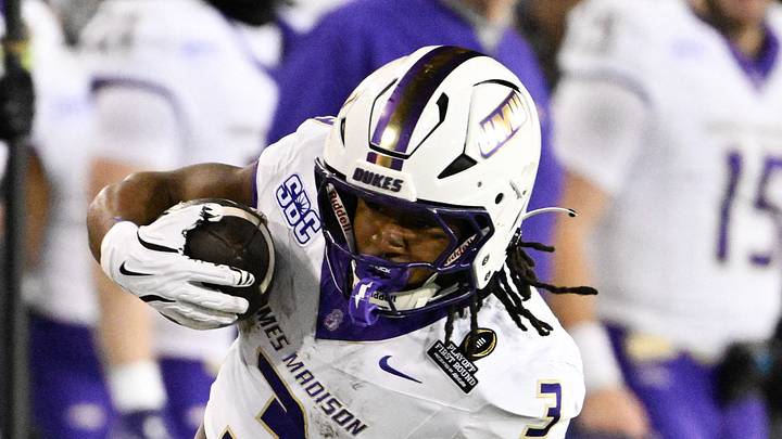 Dec 20, 2025; Eugene, OR, USA; James Madison Dukes running back Wayne Knight (3) rushes during the second quarter against the Oregon Ducks at Autzen Stadium. Mandatory Credit: Troy Wayrynen-Imagn Images Dec 20, 2025; Eugene, OR, USA; James Madison Dukes running back Wayne Knight (3) rushes during the second quarter against the Oregon Ducks at Autzen Stadium. Mandatory Credit: Troy Wayrynen-Imagn Images