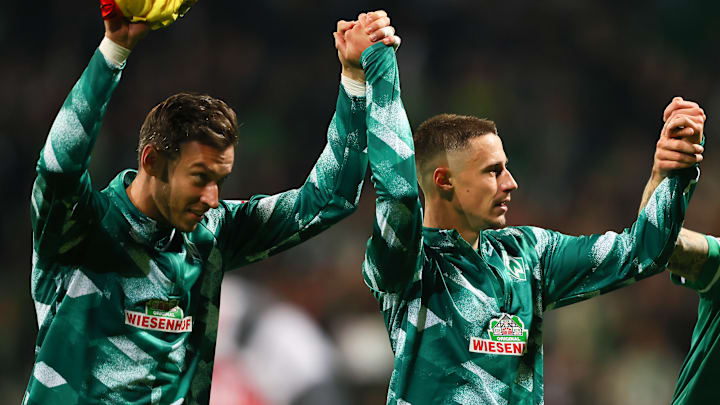 Die Zukunft der Werder-Profis Jiri Pavlenka (l.) und Marco Friedl (r.) ist ungewiss Die Zukunft der Werder-Profis Jiri Pavlenka (l.) und Marco Friedl (r.) ist ungewiss
