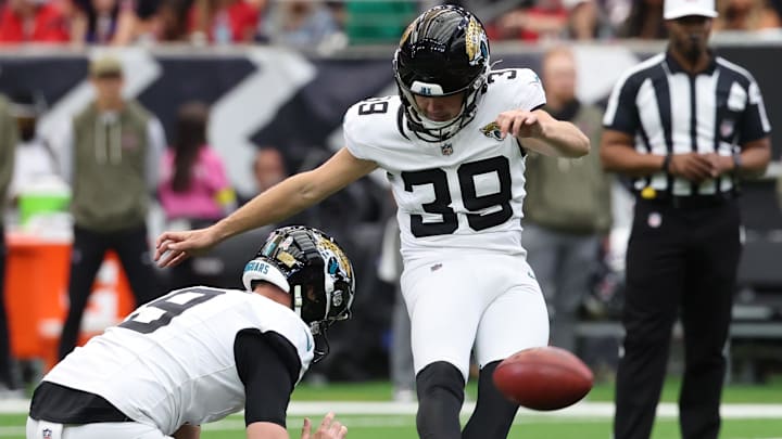 Nov 9, 2025; Houston, Texas, USA; Jacksonville Jaguars place kicker Cam Little (39) kicks a field goal against the Houston Texans during the first half at NRG Stadium. Mandatory Credit: Thomas Shea-Imagn Images Nov 9, 2025; Houston, Texas, USA; Jacksonville Jaguars place kicker Cam Little (39) kicks a field goal against the Houston Texans during the first half at NRG Stadium. Mandatory Credit: Thomas Shea-Imagn Images