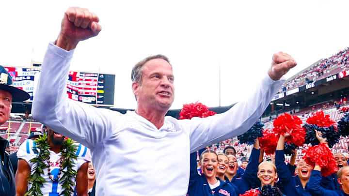 It's down to two SEC powerhouses bidding for Lane Kiffin, according to a new report.