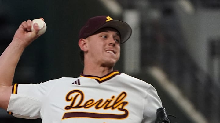 Feb 28, 2026; Arlington, TX, USA; Tennessee Volunteers against Arizona State Sun Devils during the Amegy Bank College Baseball Series at Globe Life Field. Mandatory Credit: Dustin Safranek-Imagn Images