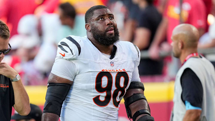 Cincinnati Bengals defensive tackle Sheldon Rankins (98) walks to the locker room with an injury in the fourth quarter of the NFL Week 2 game between the Kansas City Chiefs and the Cincinnati Bengals at Arrowhead Stadium in Kansas City on Sunday, Sept. 15, 2024. The Chiefs took a 26-25 win with a go-ahead field goal as time expired.