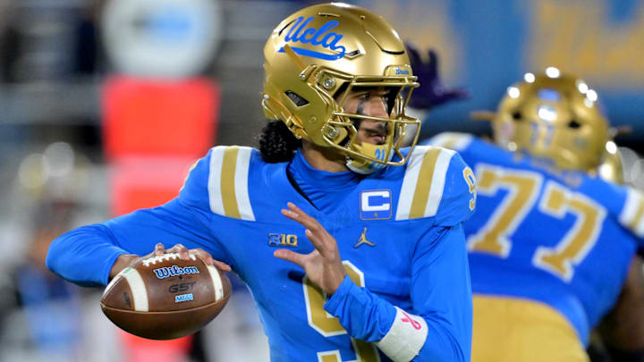 Nov 22, 2025; Pasadena, California, USA; UCLA Bruins quarterback Nico Iamaleava (9) sets to pass the ball during the first half against the Washington Huskies at the Rose Bowl. Mandatory Credit: Jayne Kamin-Oncea-Imagn Images Nov 22, 2025; Pasadena, California, USA; UCLA Bruins quarterback Nico Iamaleava (9) sets to pass the ball during the first half against the Washington Huskies at the Rose Bowl. Mandatory Credit: Jayne Kamin-Oncea-Imagn Images