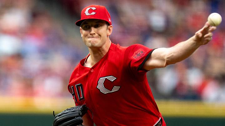 Cincinnati Reds pitcher Nick Lodolo (40) pitches